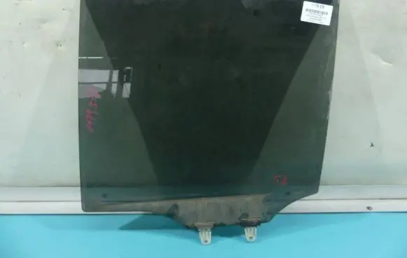Suzuki Grand Vitara II Rear door window glass IMPRK1179378