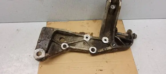 Volkswagen Golf V Front lower control arm/wishbone 1K0199295E