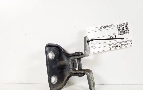Hyundai i40 Rear door upper hinge