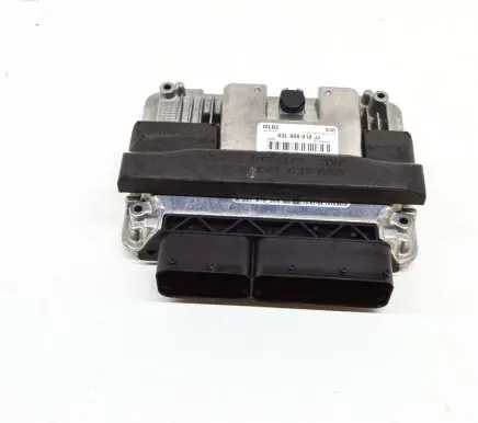 Audi A5 8T 8F Engine control unit/module 03L906018JJ 0281018346