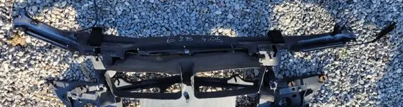 BMW 7 E38 Front bodywork piece 