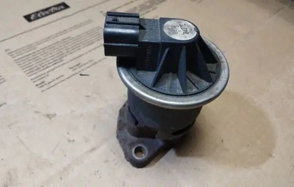 Honda FR-V EGR valve 390285