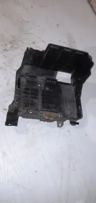 Renault Megane II Battery tray 8200467409