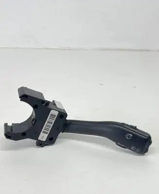 Volkswagen Golf IV Wiper control stalk CZK0301202032 4B0953503H