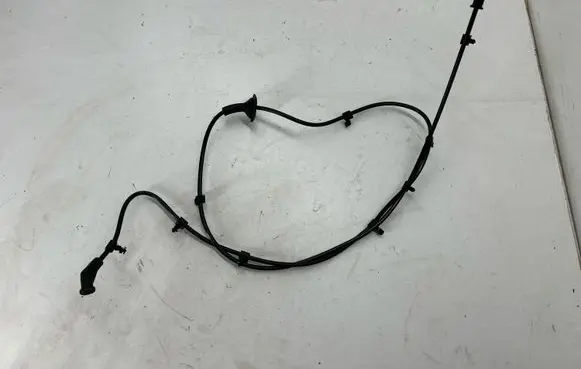 Chrysler Pacifica Windshield washer fluid hose 68229312AB