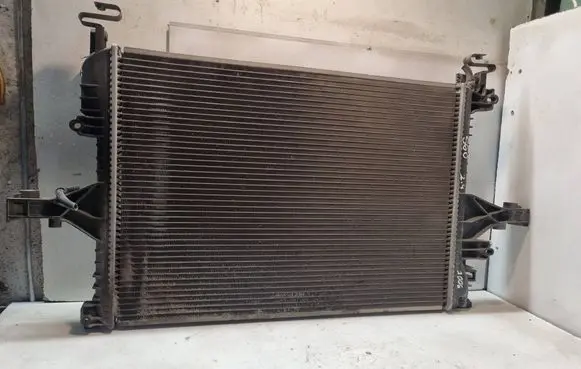 Volvo S60 Coolant radiator 30645151