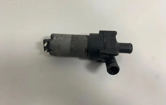 Mercedes-Benz C W203 Electric auxiliary coolant/water pump 2038350064 0392020076