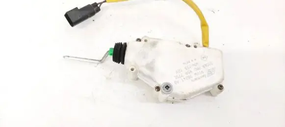 Volkswagen Sharan Central locking motor 7M0959775C 95VW9B241AB