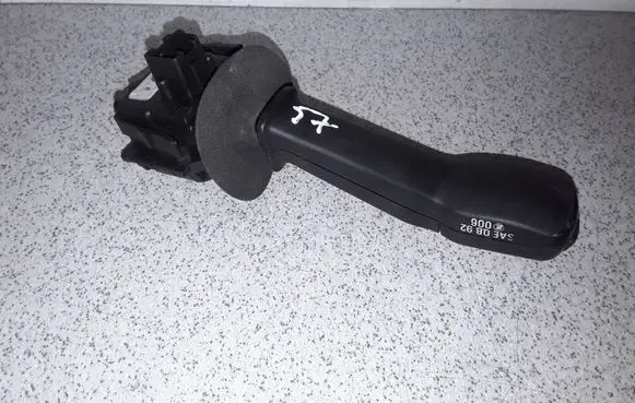 BMW 5 E39 Indicator stalk 8352172