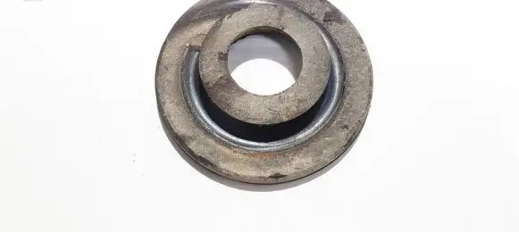Volkswagen Touran I Front coil spring rubber mount 1k0512149b