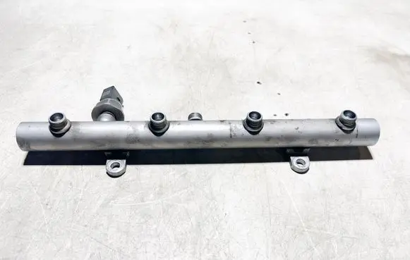 Audi A6 S6 C6 4F Fuel main line pipe 059130758E 057130089K