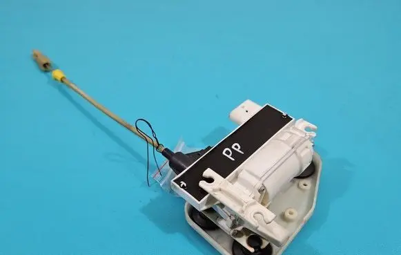 BMW X5 F15 Front door lock 7323782 IMPRK1458518
