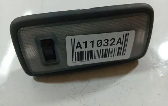 Toyota Corolla E120 E130 Rear seat light 8125005010