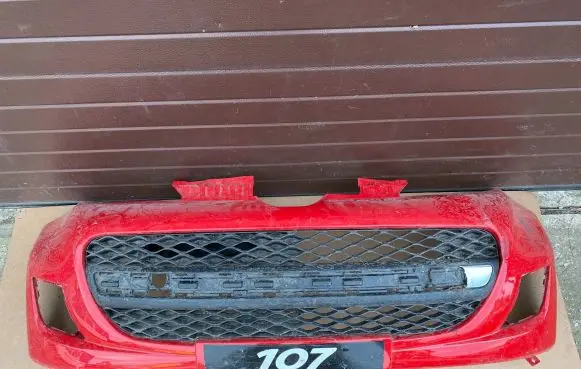 Peugeot 107 Front bumper 521190H090