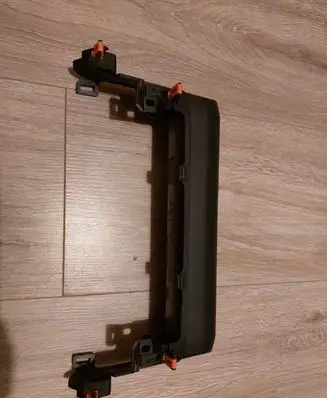Radio/GPS head unit trim