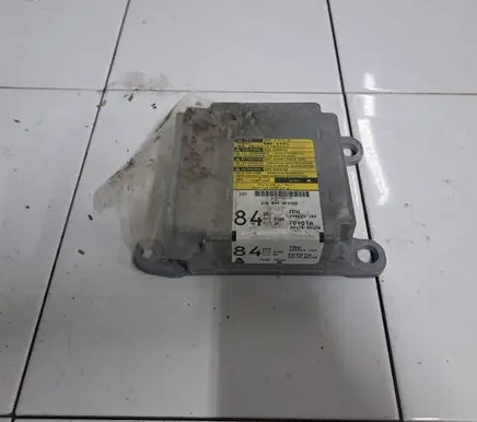 Toyota Avensis T250 Airbag control unit/module 8917005120