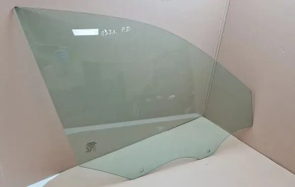 Volvo XC90 Front door window glass four-door 43R001106