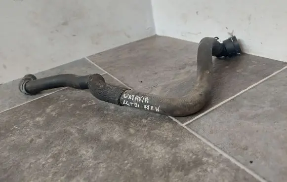 Skoda Octavia Mk2 (1Z) Engine coolant pipe/hose 1K0122157 7M0122291