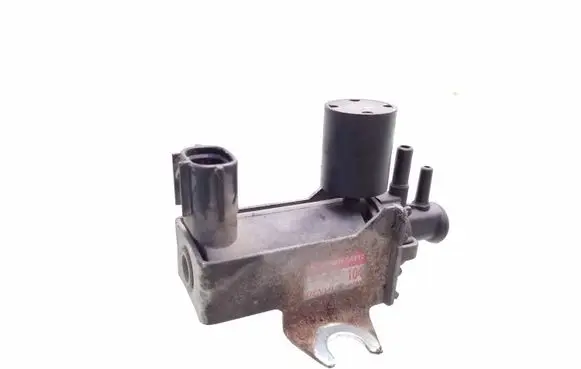 Vacuum valve