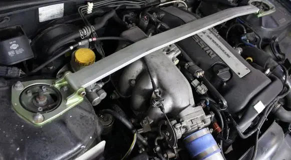 Nissan 200 SX Front strut bar 