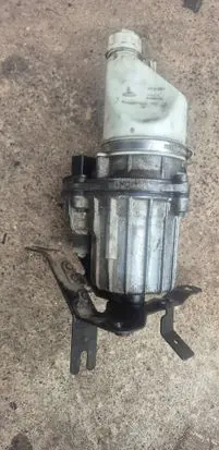 Opel Astra H Power steering pump 7625062115 7625002130