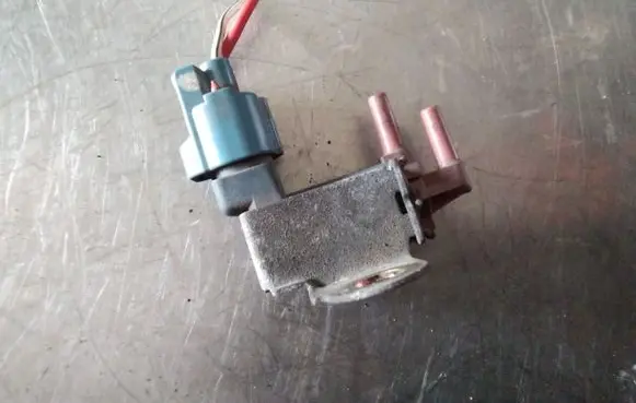 Subaru Forester SF Turbo solenoid valve 14774AA271 1846000351
