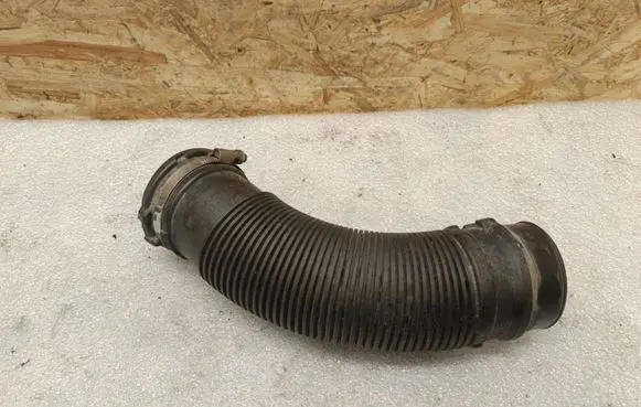 Opel Astra J Air intake duct part 13265784