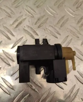 Volvo V60 Turbo solenoid valve 31293964 70232502