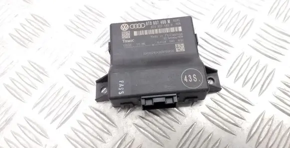 Audi A4 S4 B8 8K Gateway control module 8T0907468M 8T0907468H