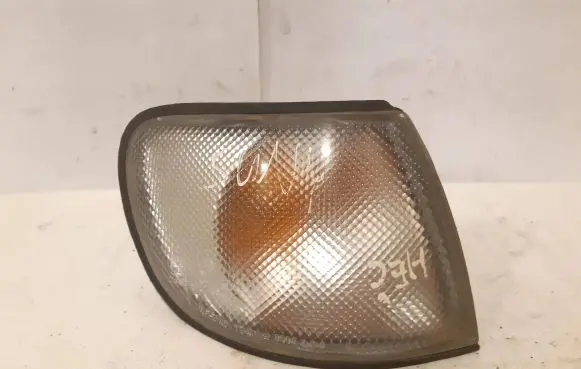 Nissan Sunny Front indicator light 6R010250 013452