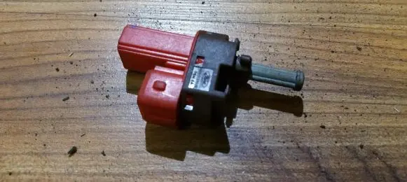 Ford Mondeo MK I Brake pedal sensor switch 95bb7c534ac 95bb-7c534-ac
