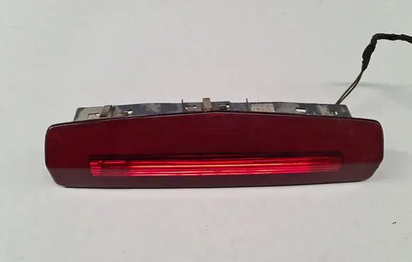 Opel Zafira B Third/center stoplight 13211587