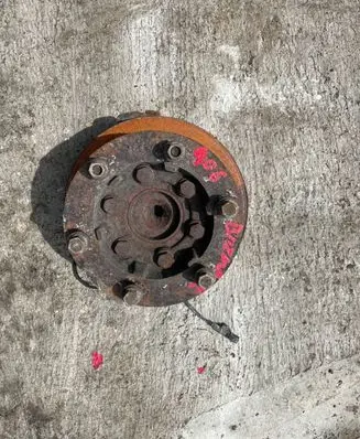Mercedes-Benz Sprinter W906 Front wheel hub