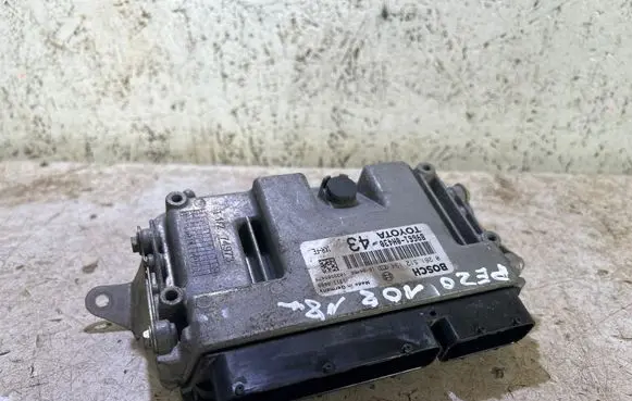 Peugeot 108 Engine control unit/module 0261S12194 896610H430 1039S85479