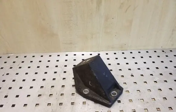 Opel Frontera B Engine mounting bracket