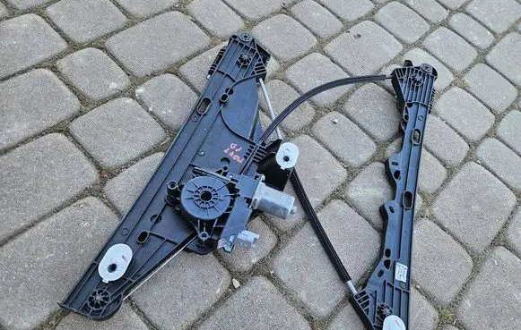 Opel Mokka B Front door window regulator with motor 9828130680 9828416680
