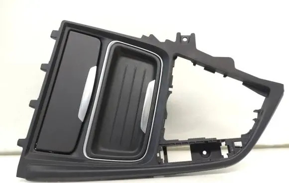 Cup holder front