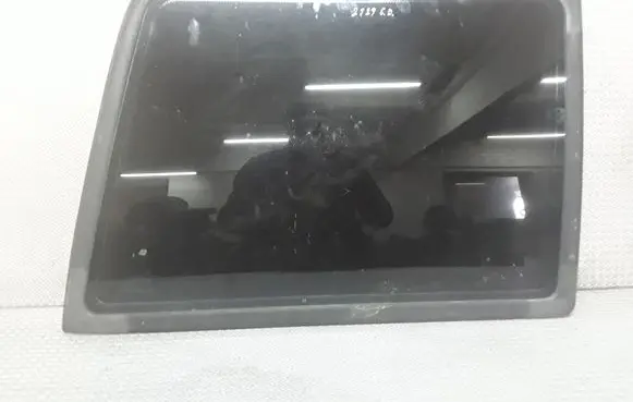Hyundai Galloper Rear side window