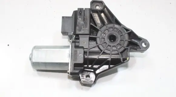 Mercedes-Benz GLA W156 Rear door window regulator motor A2469063100