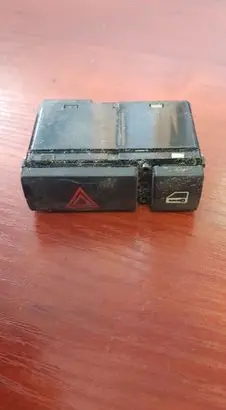 BMW 3 E46 Hazard light switch 8368920