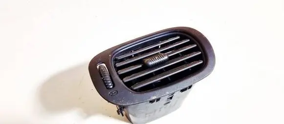 Chrysler Voyager Dash center air vent grill osc91trmaa 12050