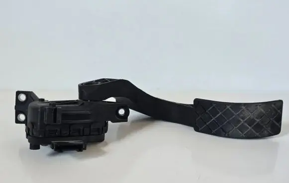 Audi A6 S6 C5 4B Accelerator throttle pedal 6PV00837502 8D1723523L