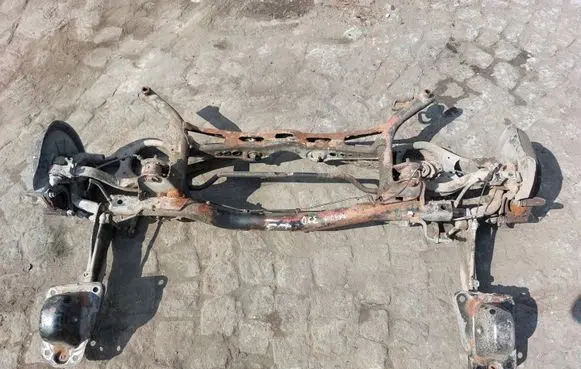 Volkswagen Golf V Rear subframe