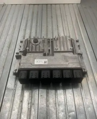 BMW 3 G20 G21 Engine control unit/module 9844139 0261S10005 031141596