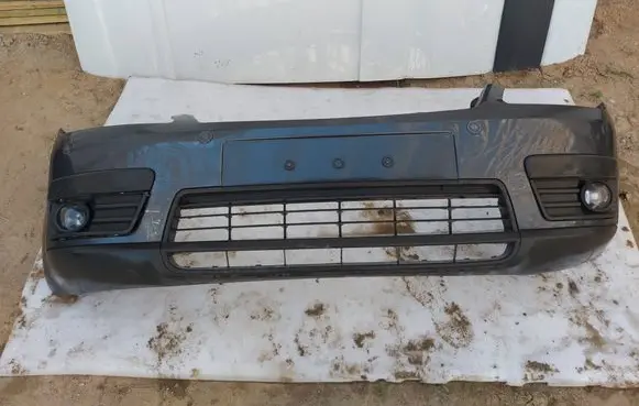 Ford Focus C-MAX Front bumper 