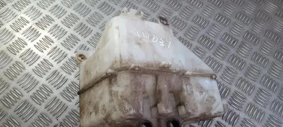 Mazda 626 Windshield washer fluid reservoir/tank