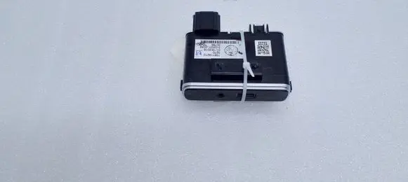 Alfa Romeo Giulia USB socket connector 156118210