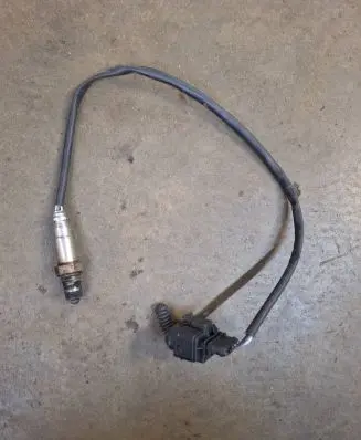 Audi A6 S6 C5 4B Lambda probe sensor 3A0973304 PA66 GSM3