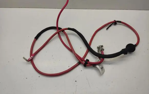 Mercedes-Benz ML W164 Positive cable (battery) A1645402830