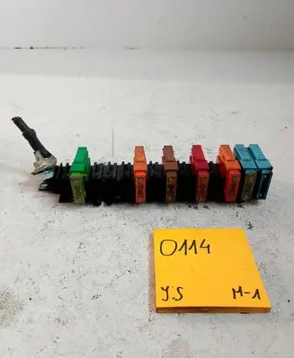 Volkswagen Golf IV Fuse box set 